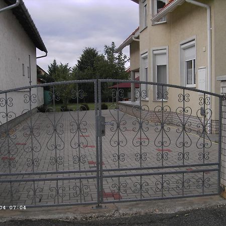 Natalie Appartment Bük Esterno foto