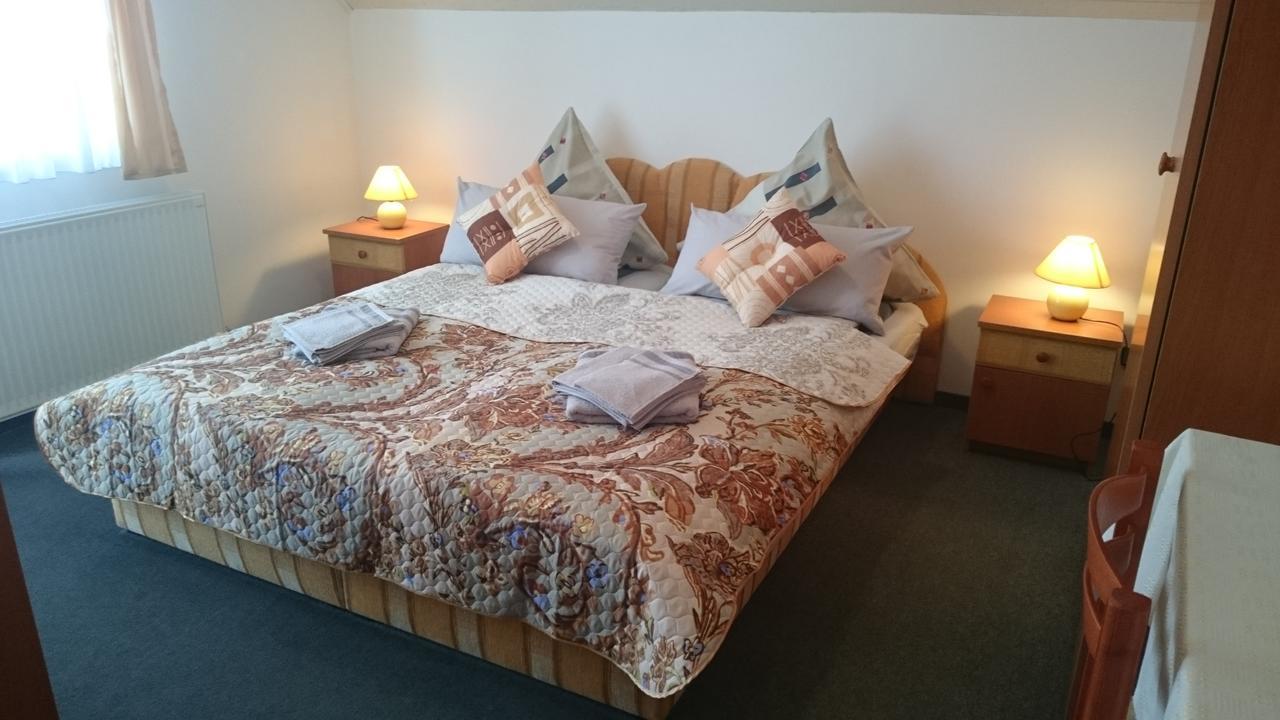 Natalie Appartment Bük Esterno foto